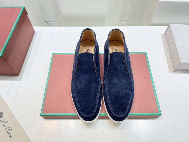 Loro Piana 帆船鞋 Open Walk深口鞋，高帮 意大利顶级羊绒品牌，不懈追求优质，珍稀原材料，对于优质品质的矢志不渝追求已令它成为行业的标杆，羊绒